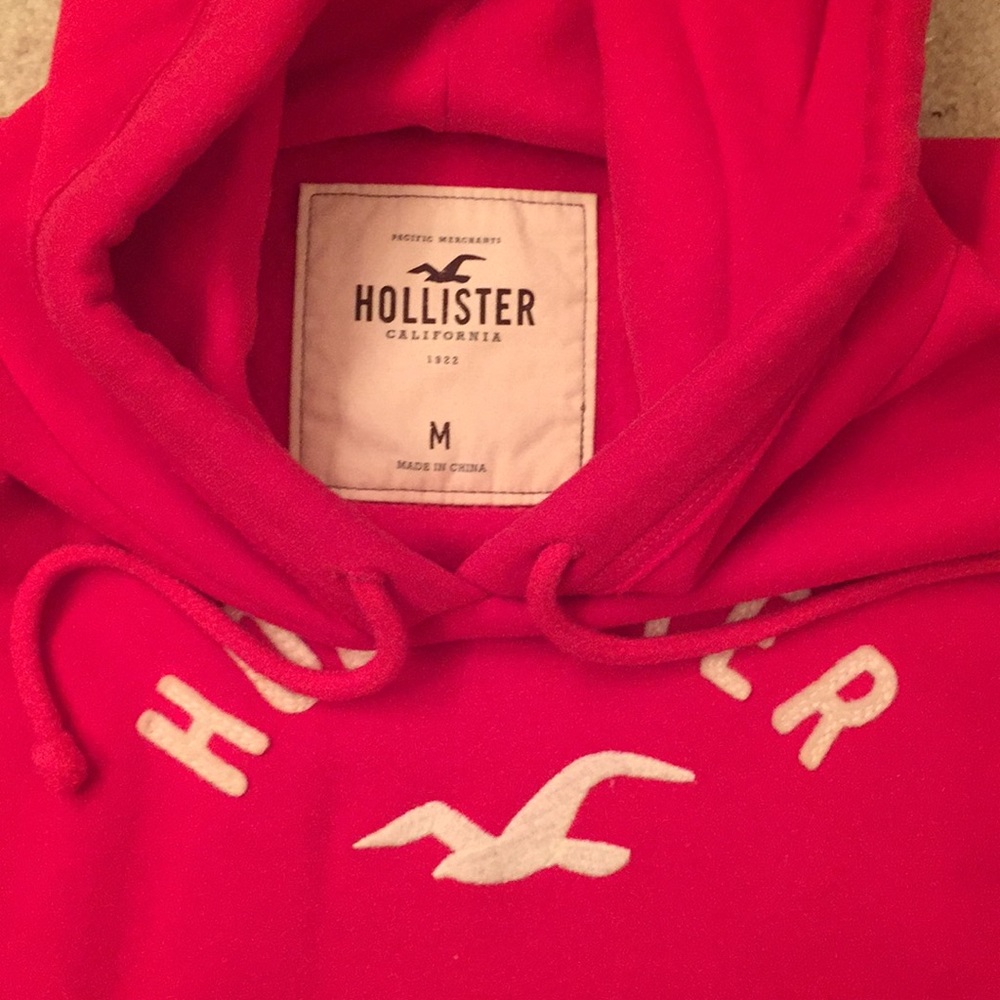 Hollister Red Sweatshirt Junior Size M w/ hood - Picture 3 of 7